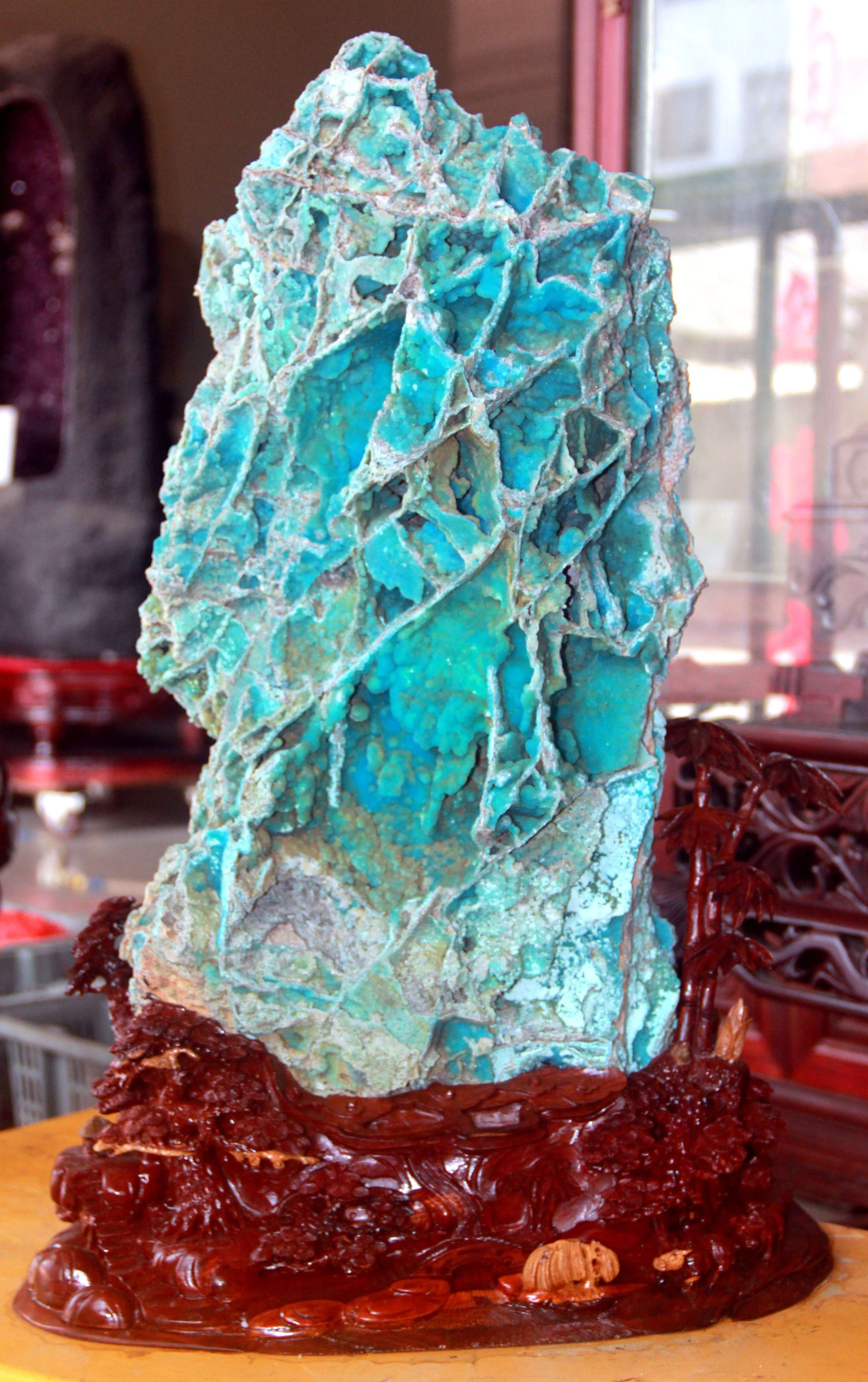 湖北鑫洋矿物宝石博览有限责任公司